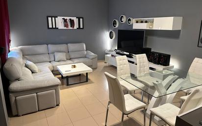 Sala d'estar de Casa o xalet en venda en Villanueva de la Serena amb Aire condicionat