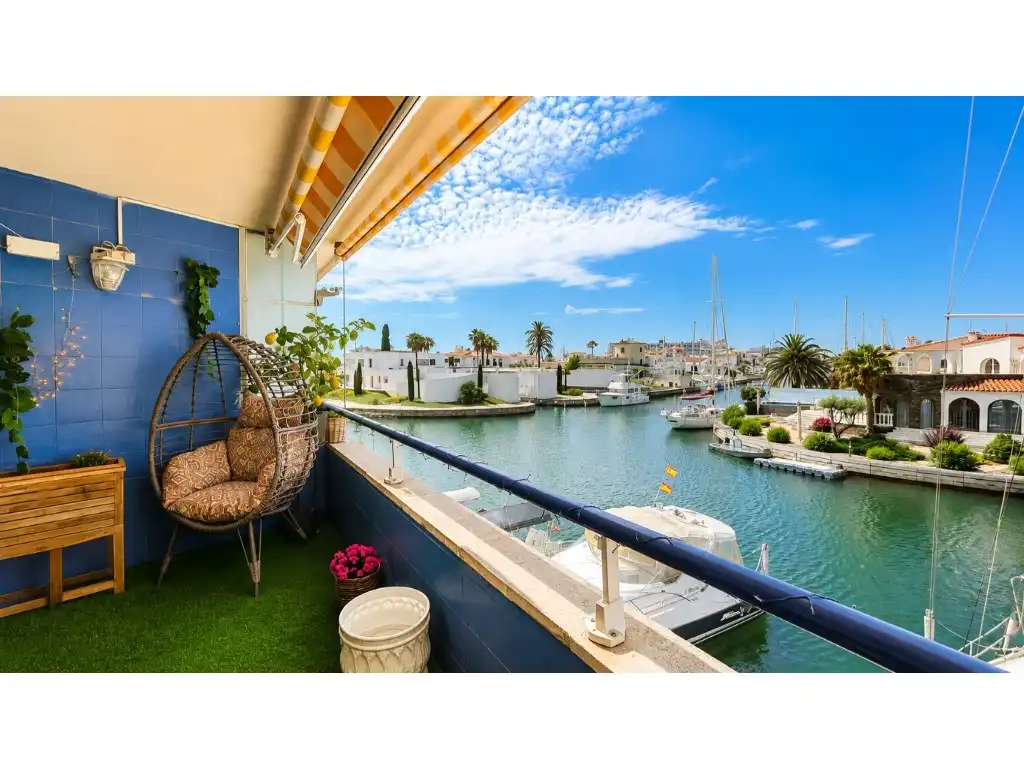 Piso con ascensor en venta en Sector Cavall De Mar, imagen 3