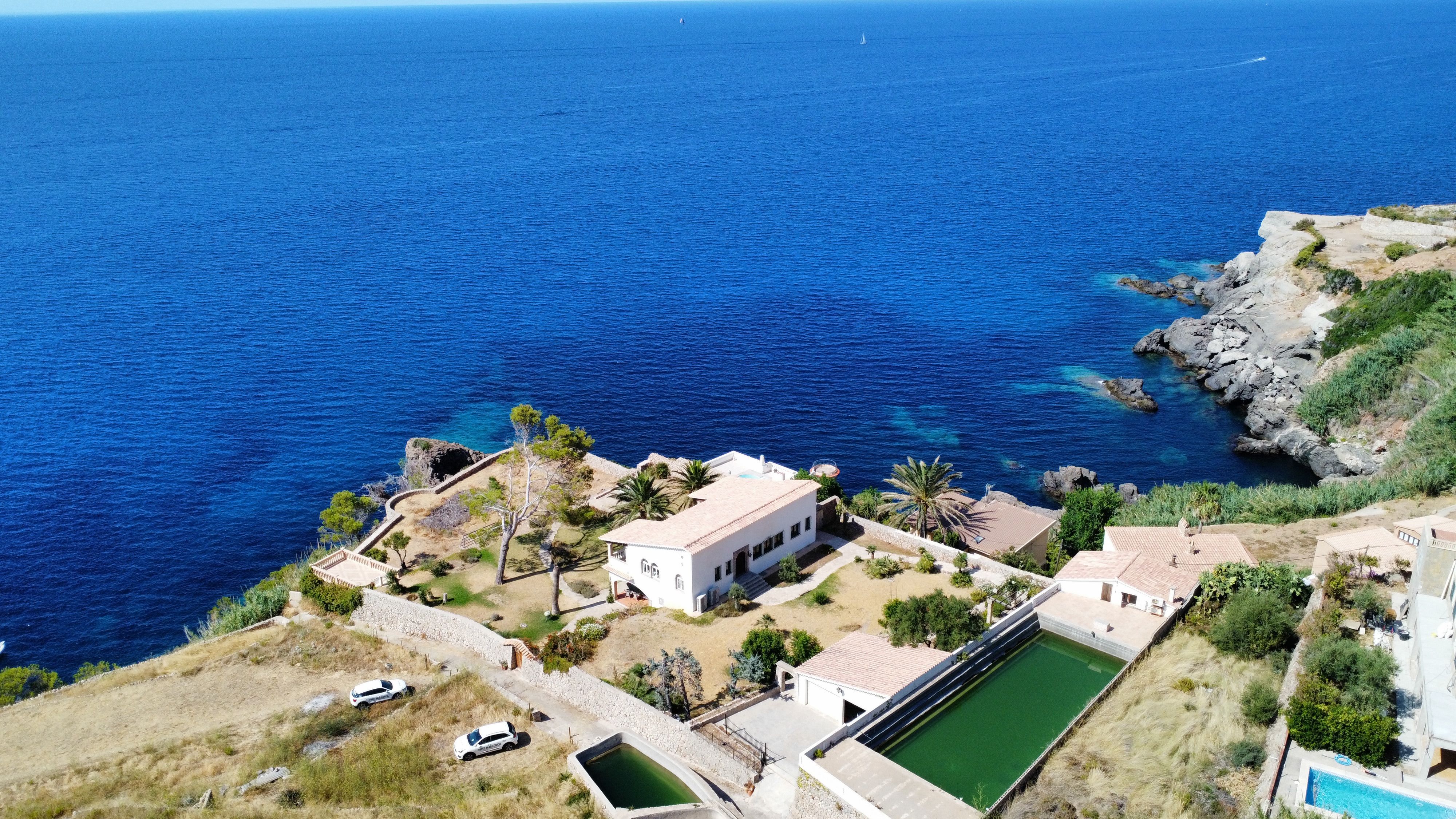 Exterior view of House or chalet for sale in Banyalbufar  with Air Conditioner