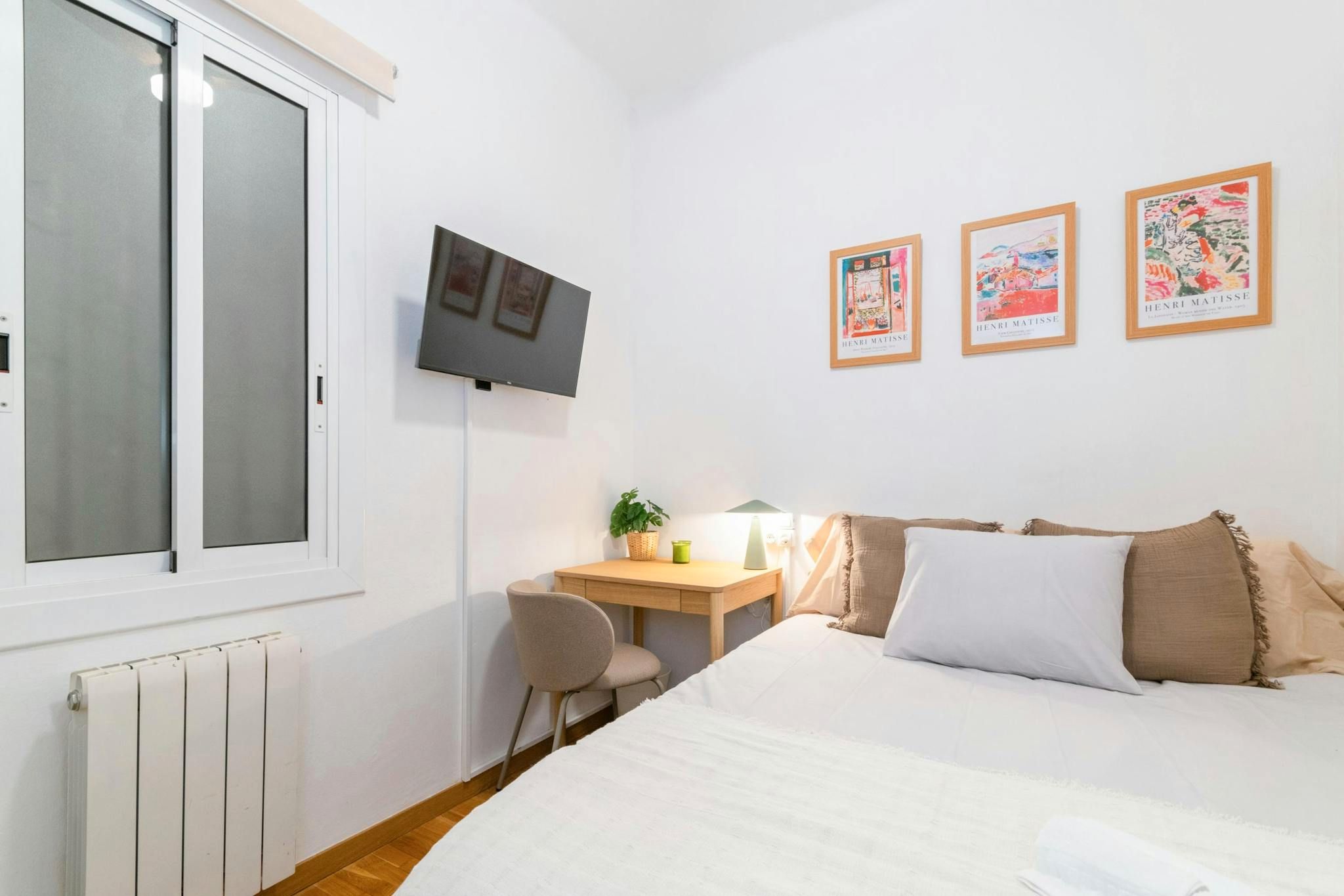 Dormitori de Pis per a compartir en  Barcelona Capital amb Calefacció, Rentadora i TV