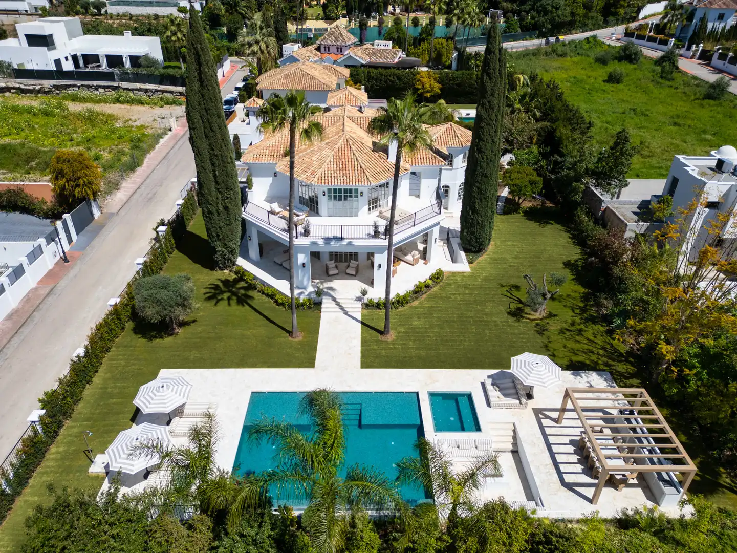 House with pool for sale in Nueva Andalucía, imagen 8