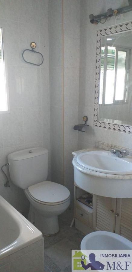Bathroom of Flat for sale in Palma del Río