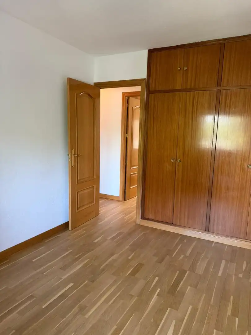 Flat for rent in Madrid  with Heating