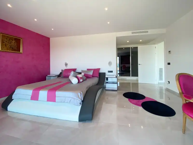 Houses for sale in N/A, Grifeu - Cap Ras - Els Estanys - Sant Genís