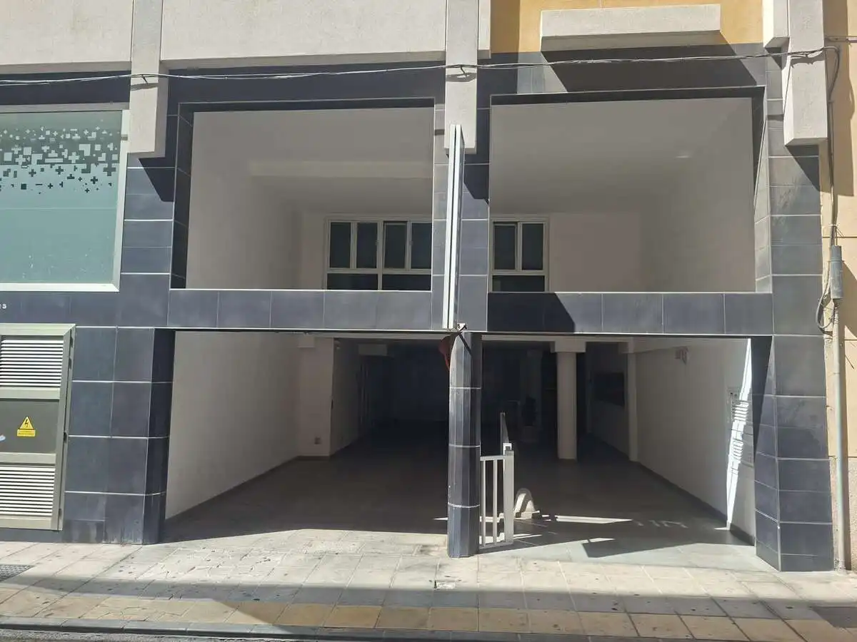 Vista exterior de Piso en venta en Arrecife con Aire acondicionado, Trastero y Amueblado