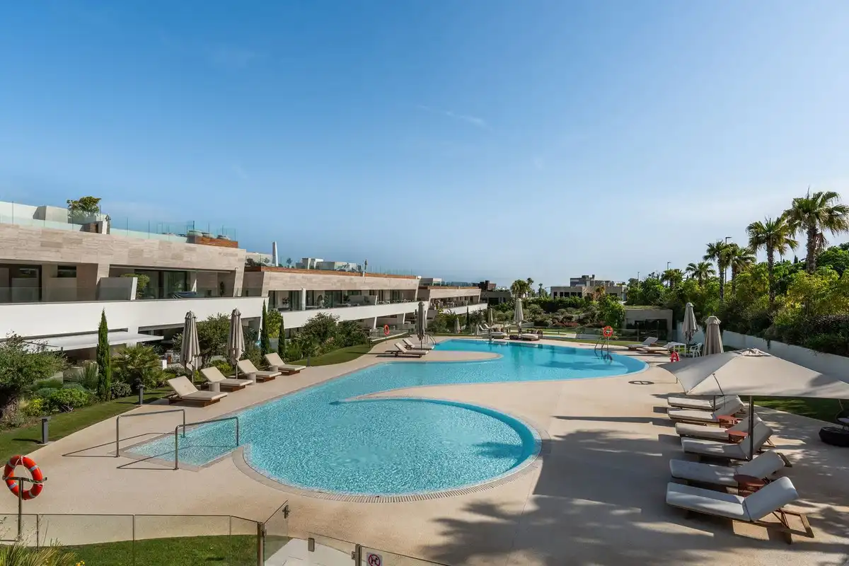 Piscina de Apartament de lloguer en Marbella amb Aire condicionat, Calefacció i Terrassa
