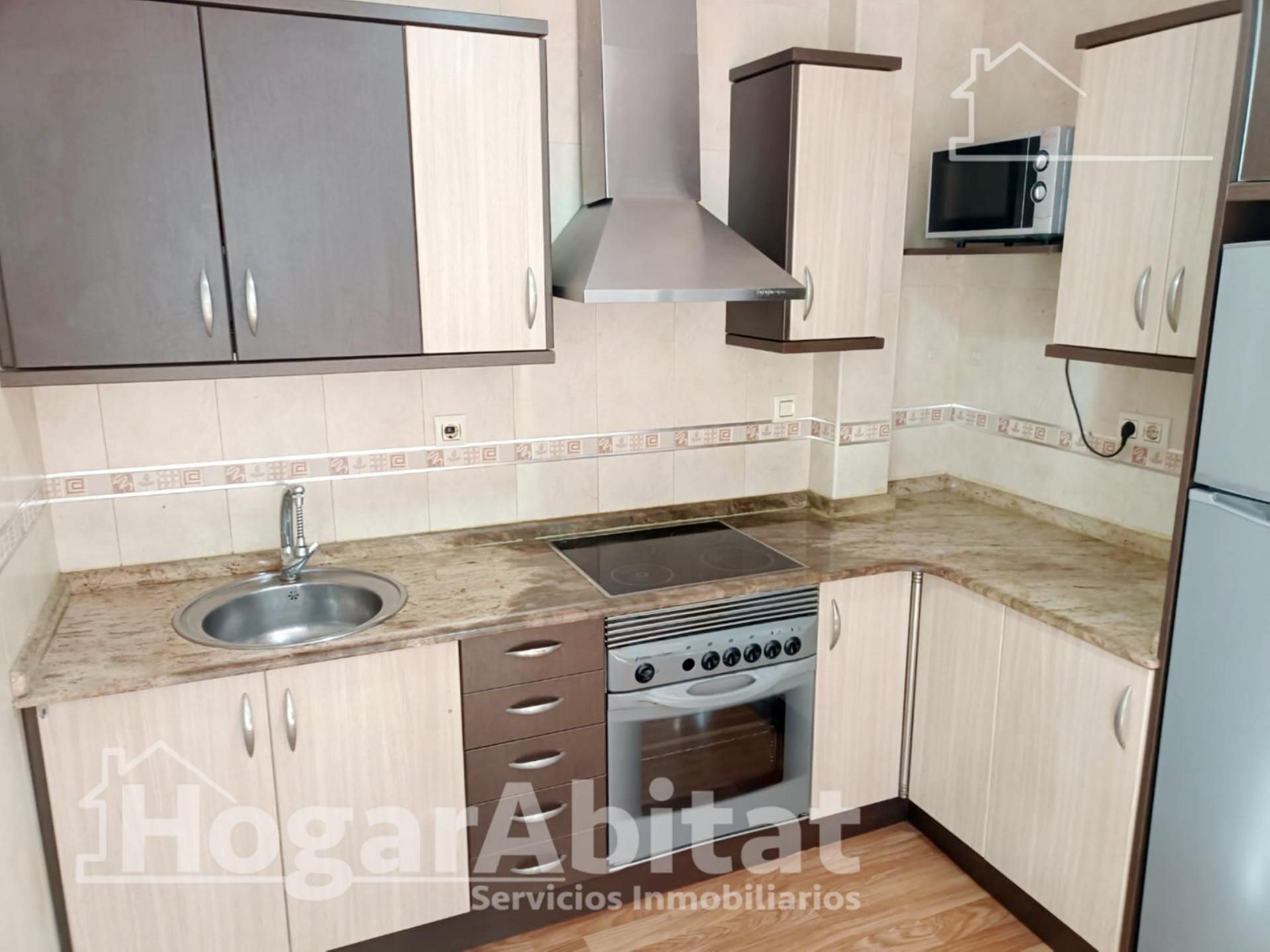 Cuina de Pis en venda en Torrent amb Aire condicionat, Parquet i Balcó