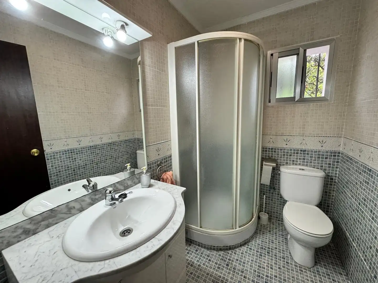 Bany de Casa o xalet en venda en Llíria