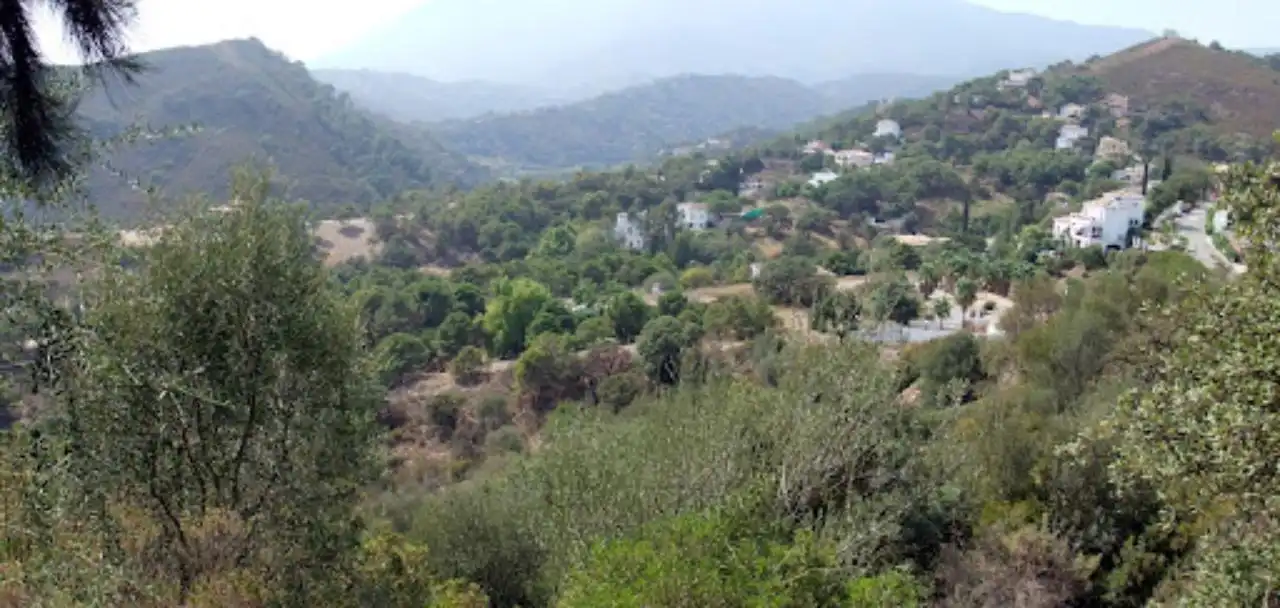 Terreni e lotti in vendita a Altos de Estepona, imagen 2
