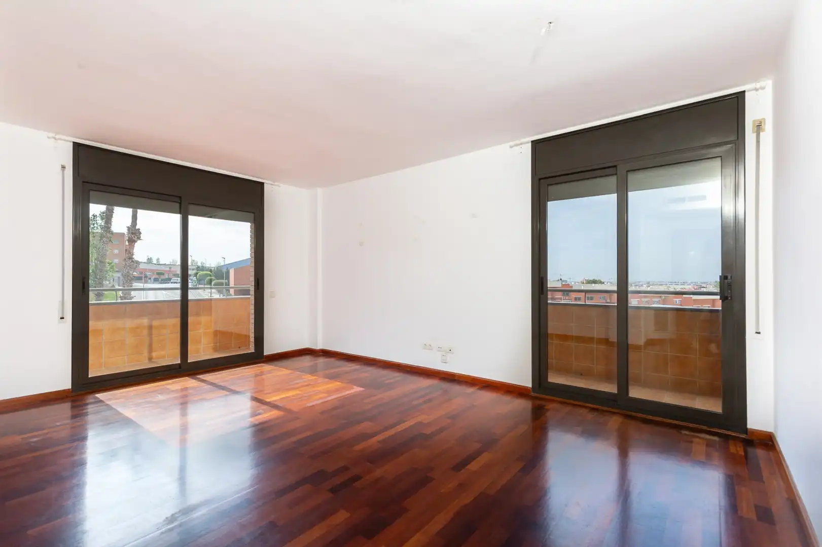 Wohnzimmer von Wohnung zum Verkauf in Sant Joan Despí mit Klimaanlage, Heizung und Terrasse