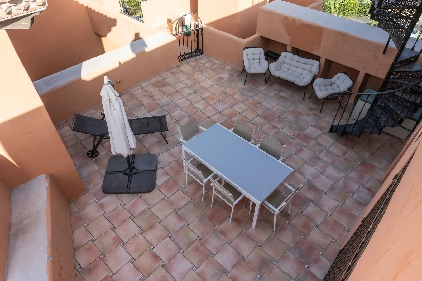 Terraza de Ático en venta en Estepona con Aire acondicionado, Terraza y Amueblado