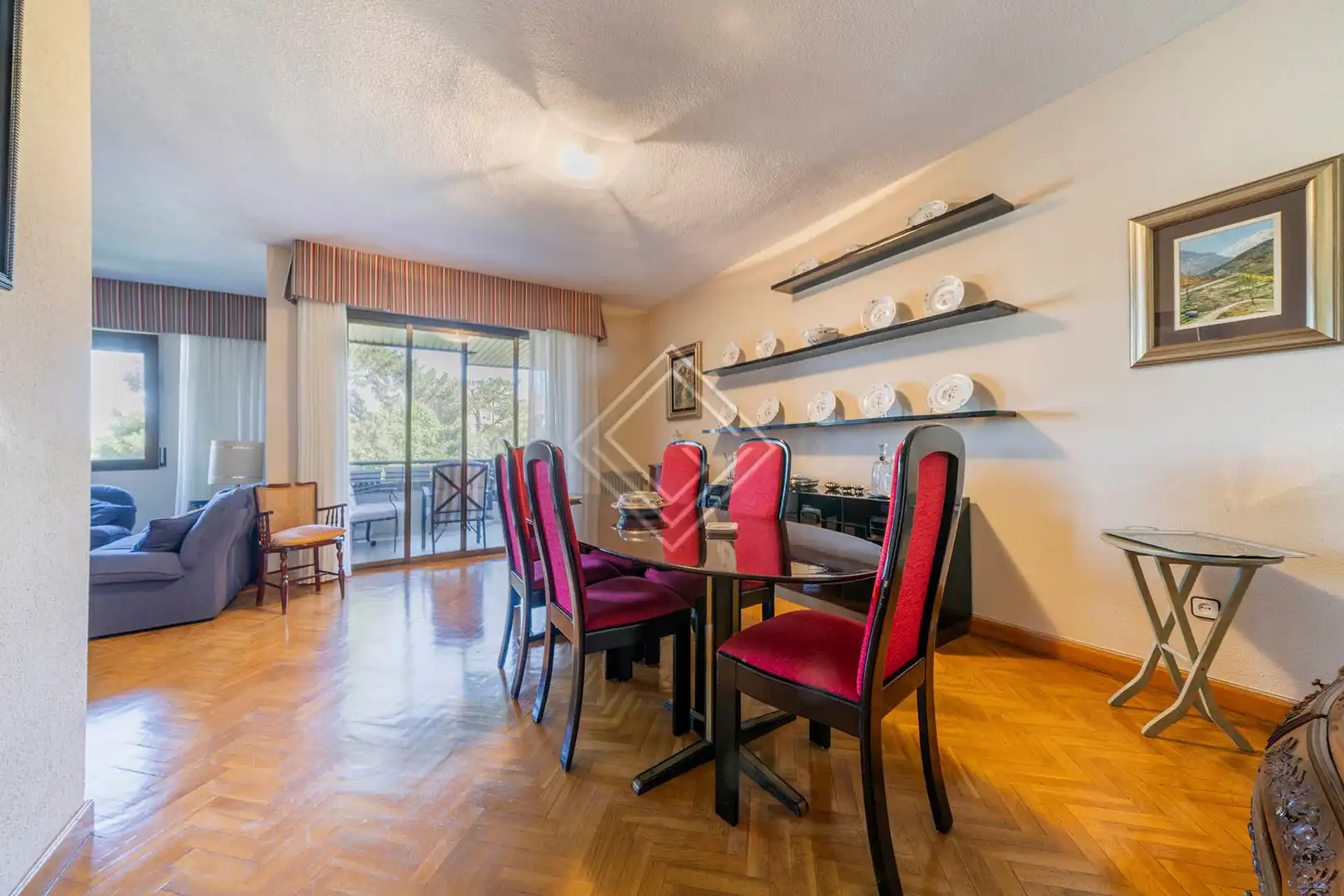Comedor de Piso en venta en Madrid con Jardín privado, Terraza y Piscina comunitaria