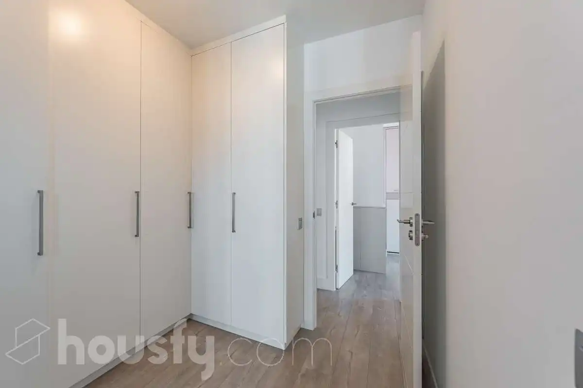 Wohnung zum Verkauf in Castelldefels mit Klimaanlage, Heizung und Balkon