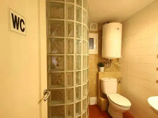 Baño de Piso en venta en  Barcelona Capital con Aire acondicionado y Balcón