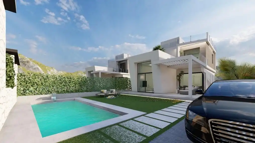 Casa amb piscina en venda a Golf Bahía