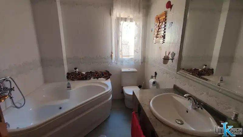 Casa amb terrassa en venda a Calle Alemania, imagen 22