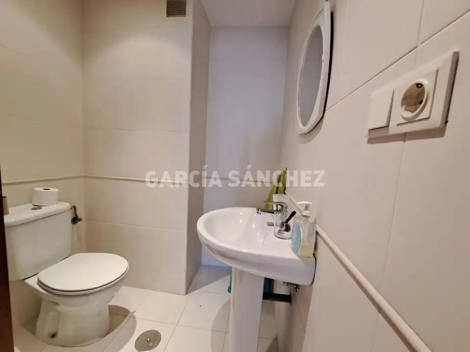 Bathroom of Apartments for sale in Boiro  with Terrace, Storage room and Furnished