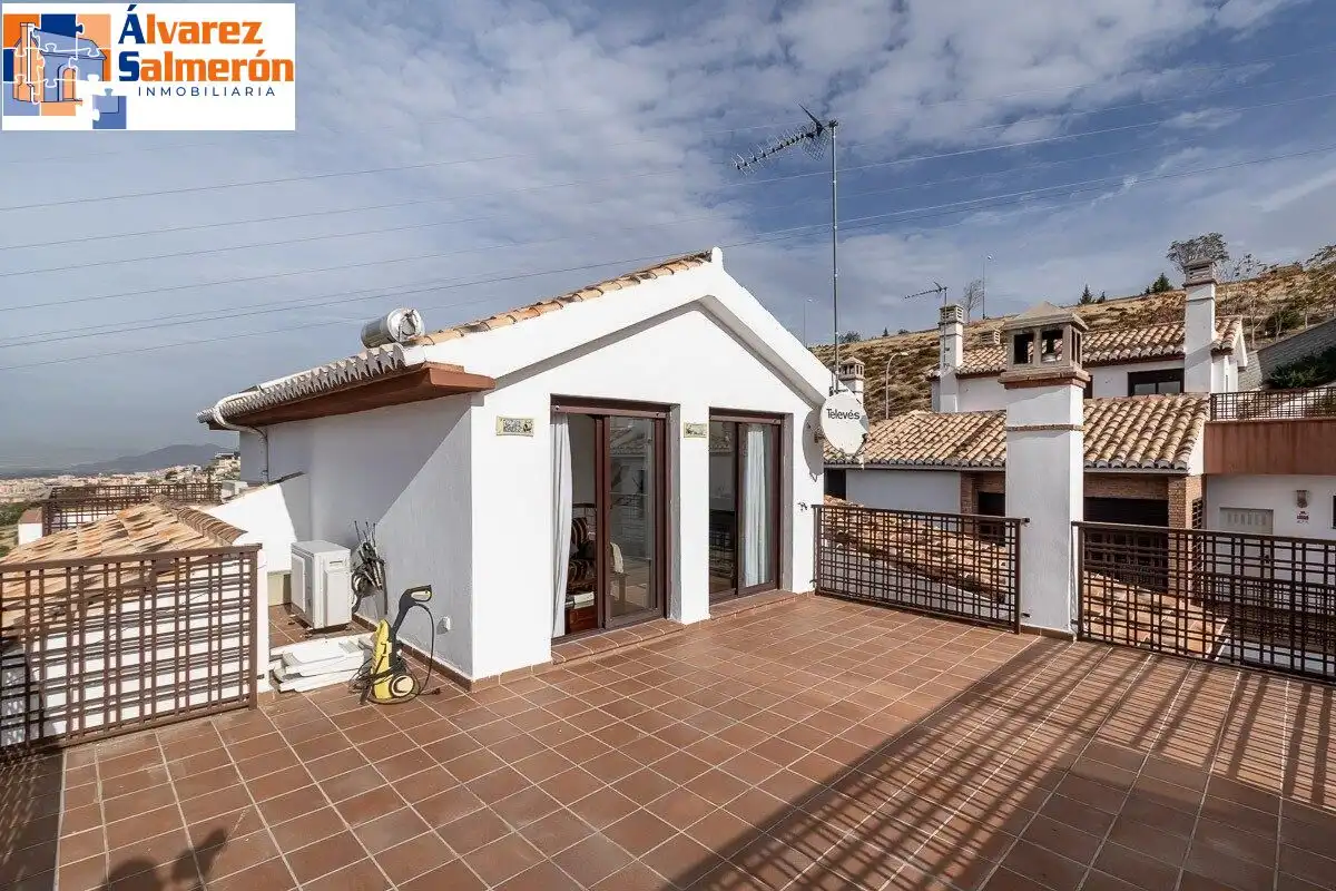 Exterior view of Houses for sale in Huétor Vega  with Air Conditioner, Heating and Terrace