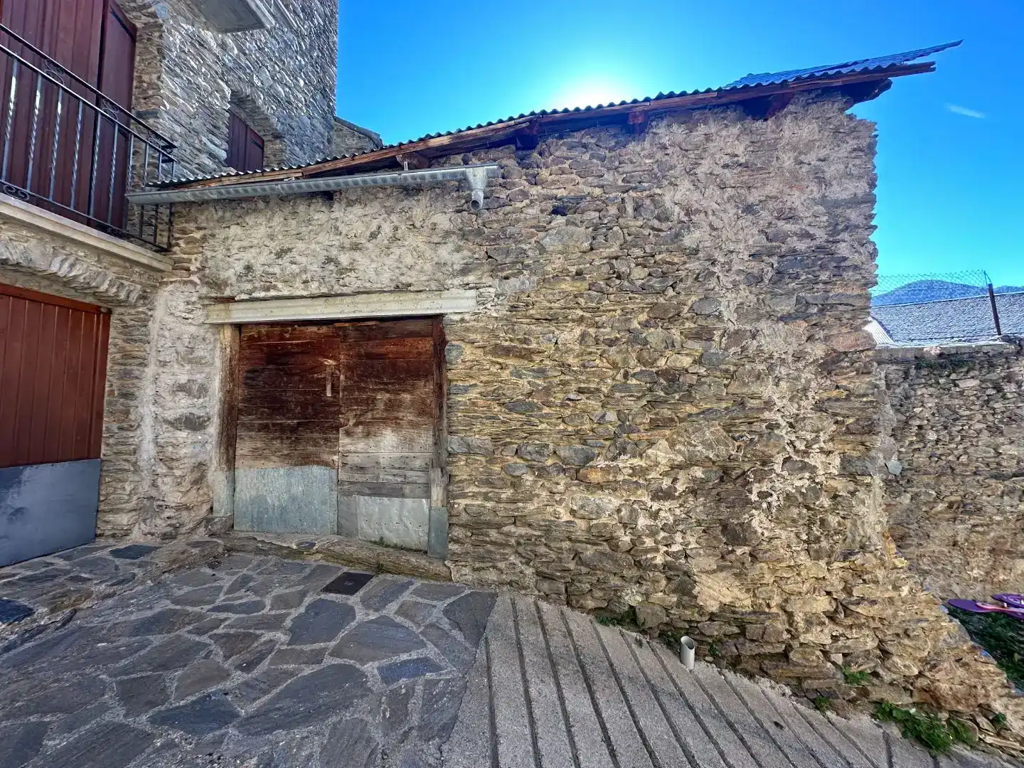 Vista exterior de Finca rústica en venda en La Guingueta d'Àneu