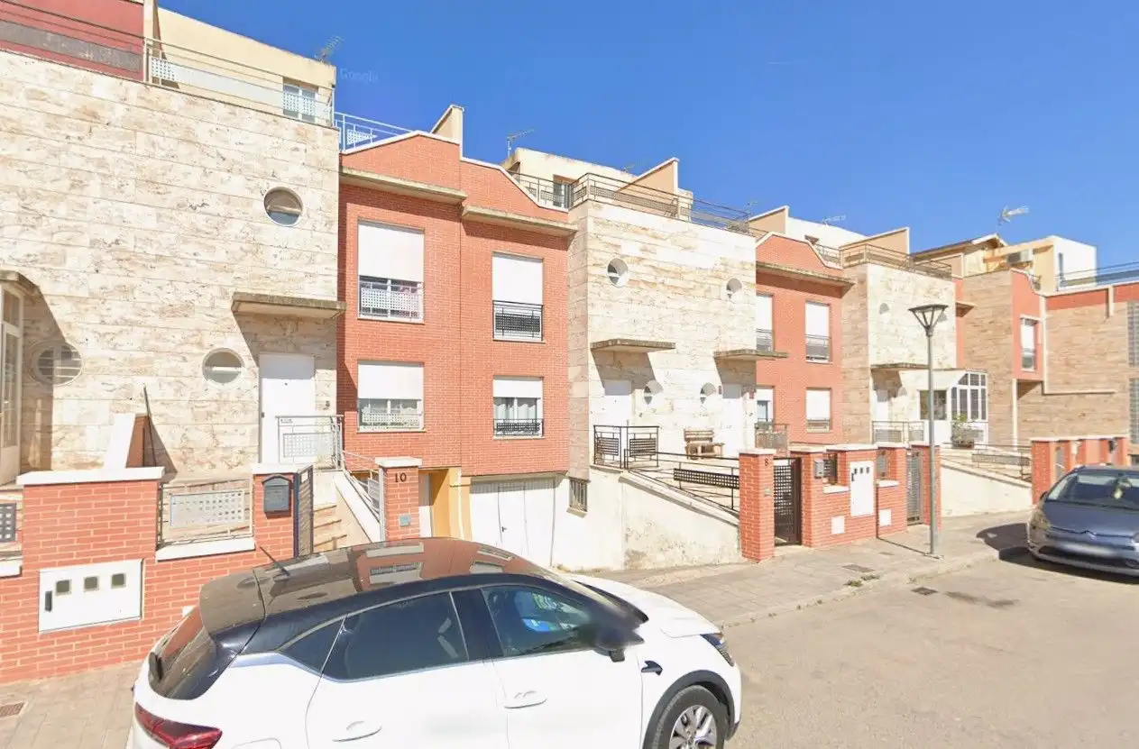 Vista exterior de Casa o chalet en venta en Carrión de Calatrava con Trastero