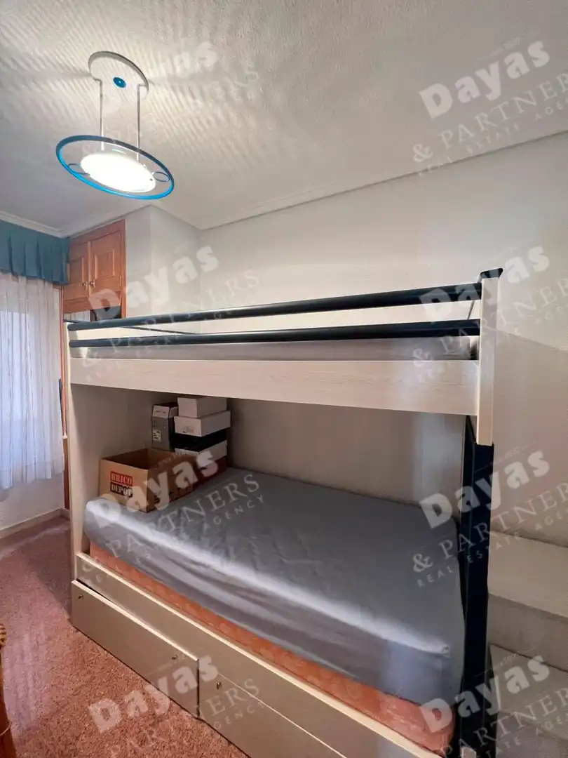 Bedroom of Flat for sale in Torrevieja  with Terrace and Furnished