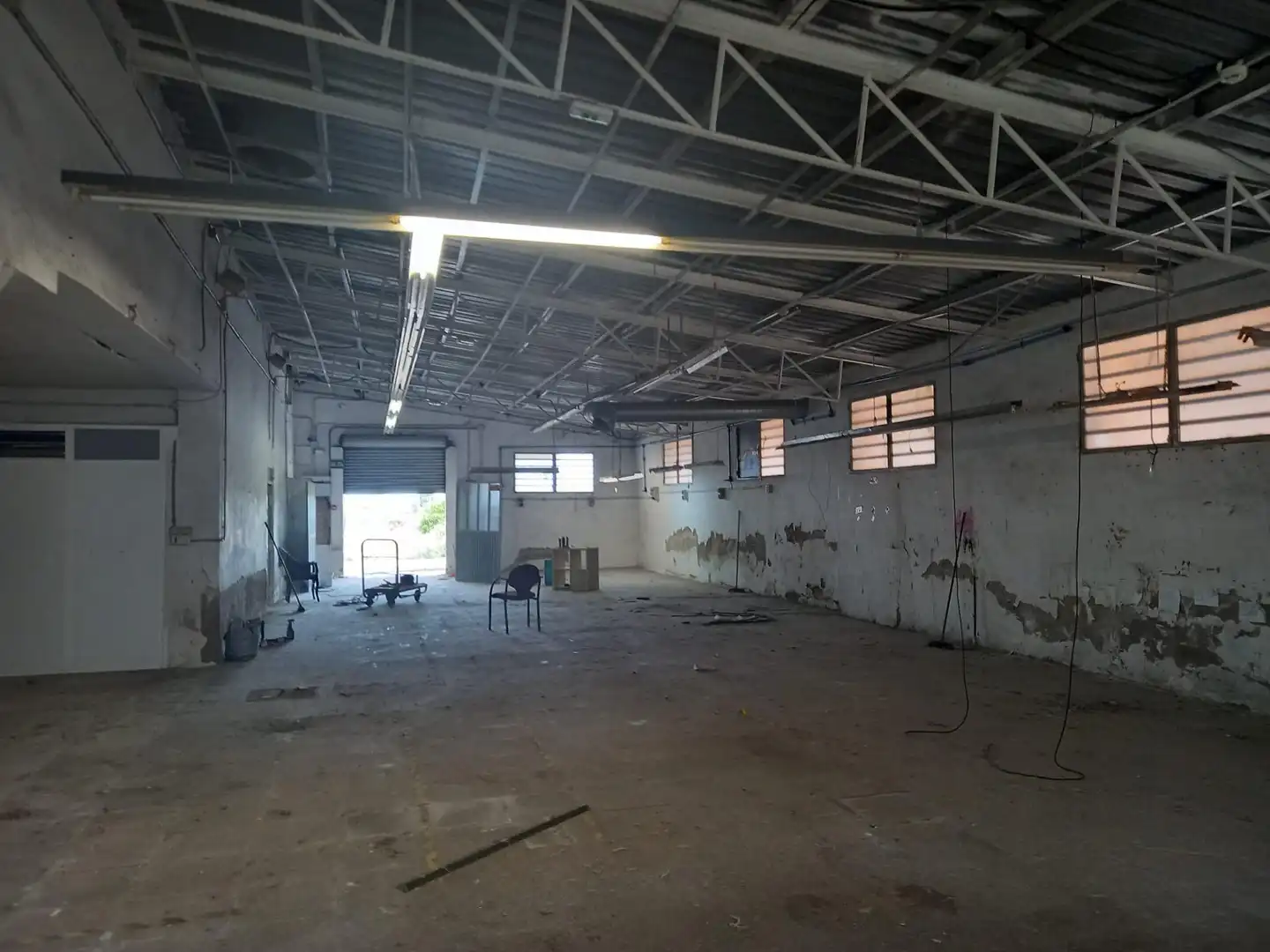Industrial building to rent in La Algoda - Matola - Llano de San José, imagen 4