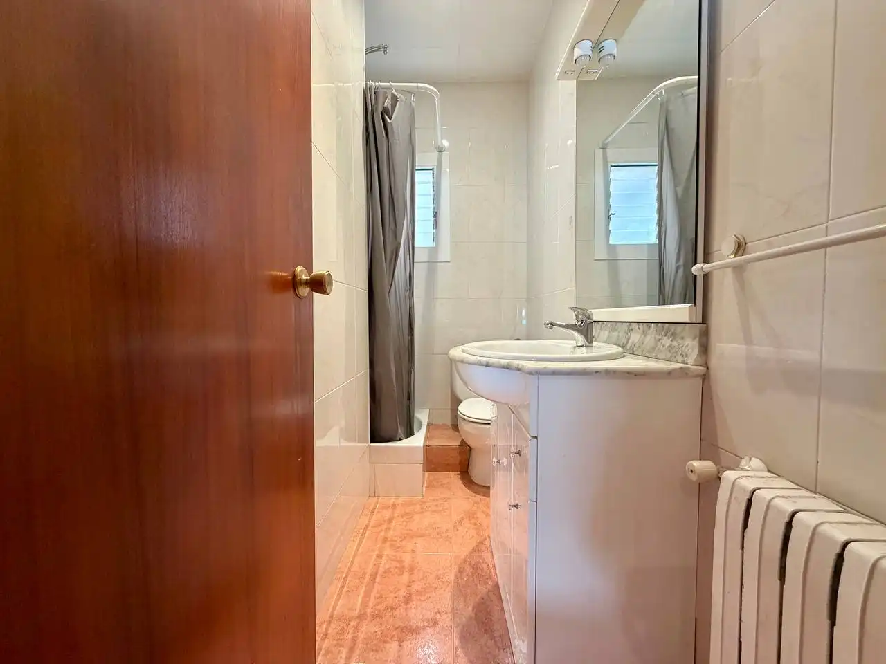 Bany de Pis en venda en Barcelona amb Aire condicionat i Calefacció