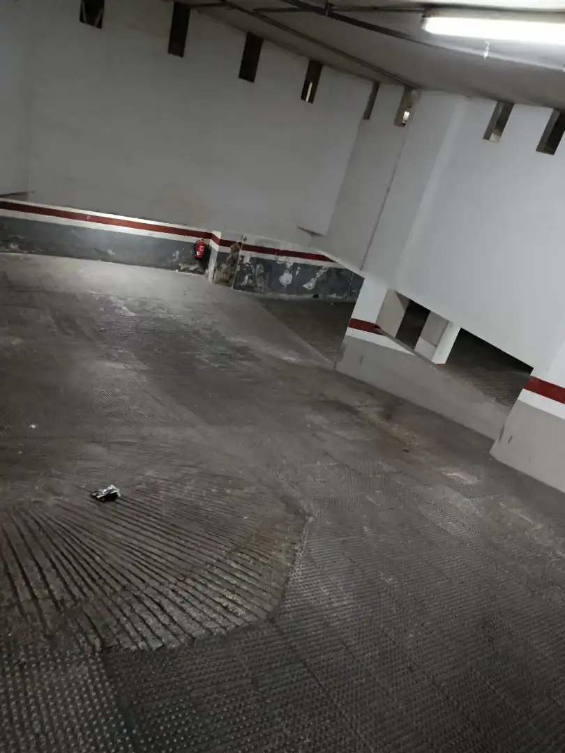 Garage for rent in Valencia