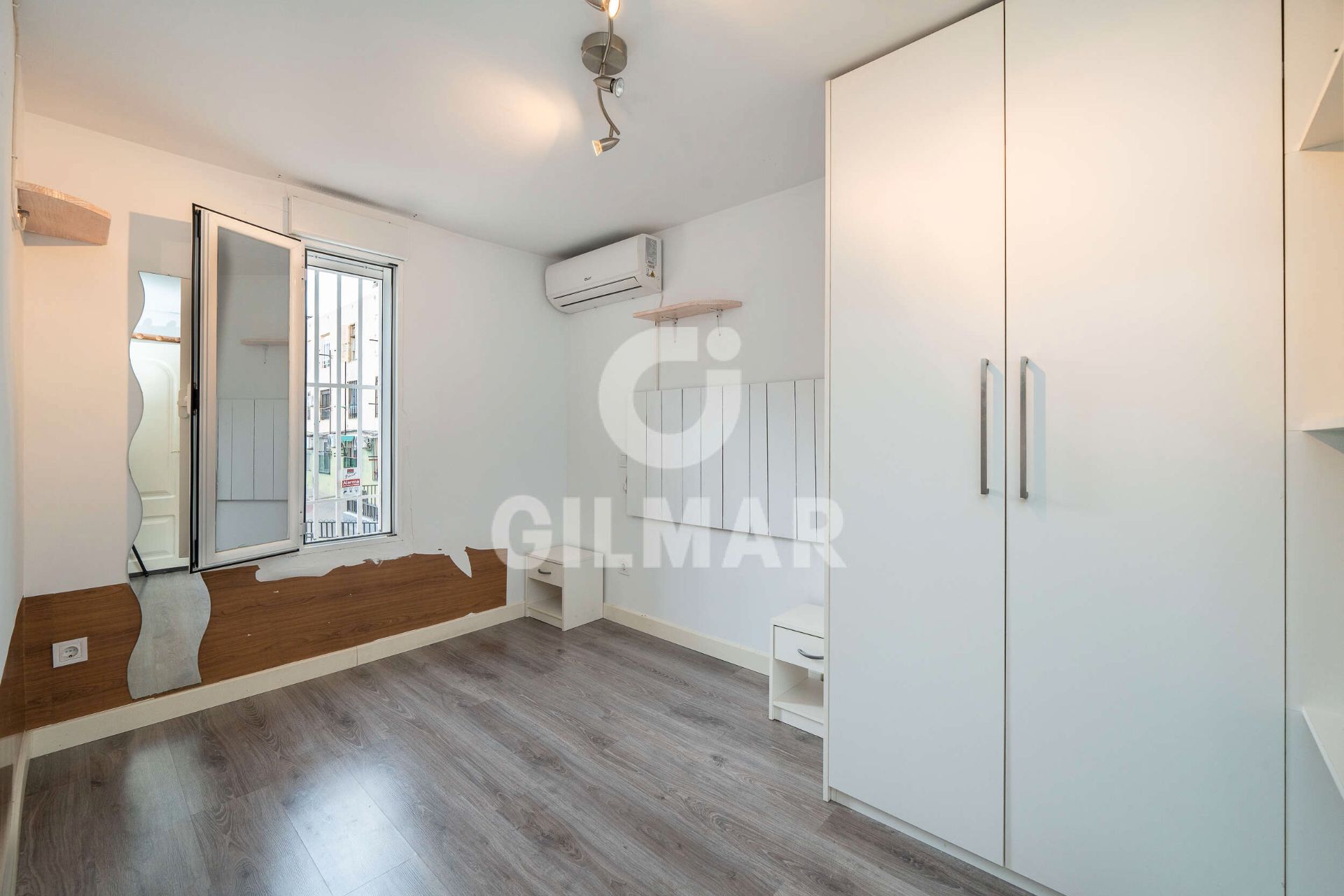 Bedroom of Flat for sale in  Madrid Capital