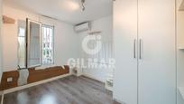 Bedroom of Flat for sale in  Madrid Capital