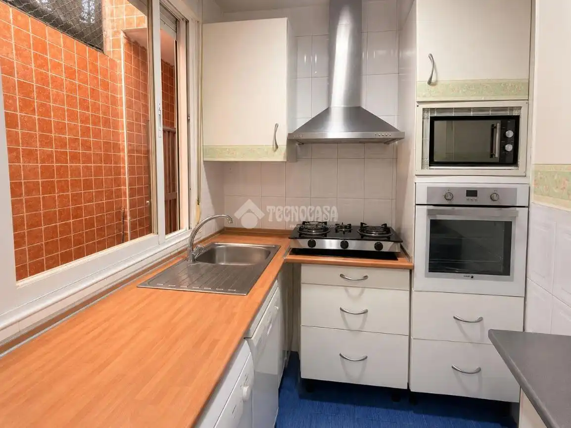 Cocina de Piso en venta en Madrid con Aire acondicionado, Terraza y Amueblado