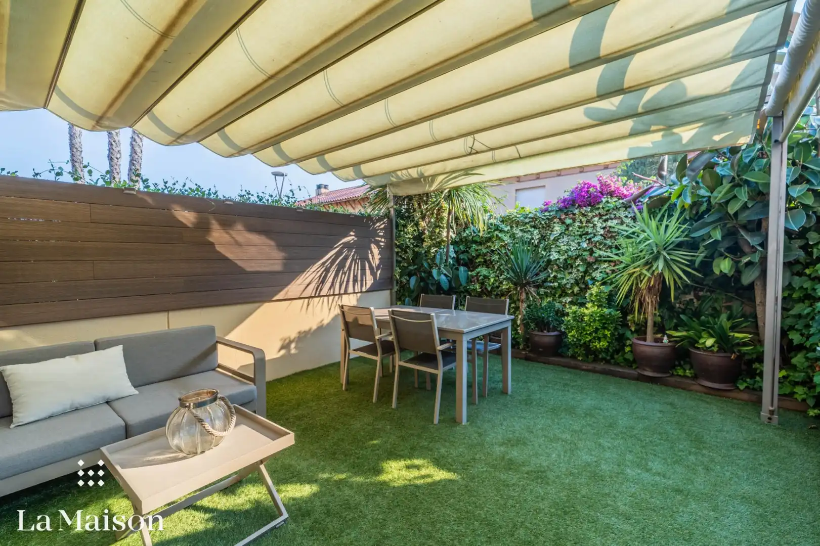 Terrassa de Casa o xalet en venda en Sant Andreu de Llavaneres amb Terrassa i Piscina comunitària