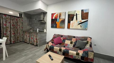 Foto 2 de Planta baixa de lloguer a Gerona, La Unión - Cruz de Humilladero - Los Tilos, Málaga