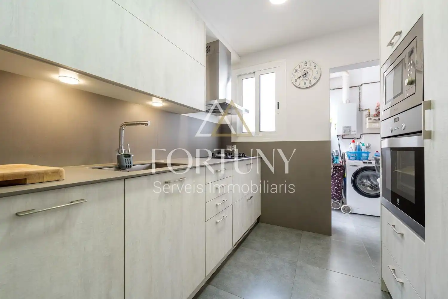 Kitchen of Flat for sale in Reus  with Air Conditioner and Balcony