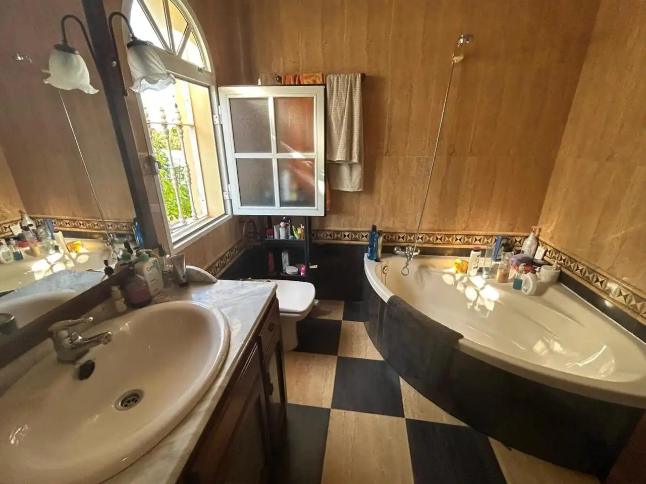 Bathroom of Houses for sale in Málaga  with Air Conditioner, Heating and Private garden