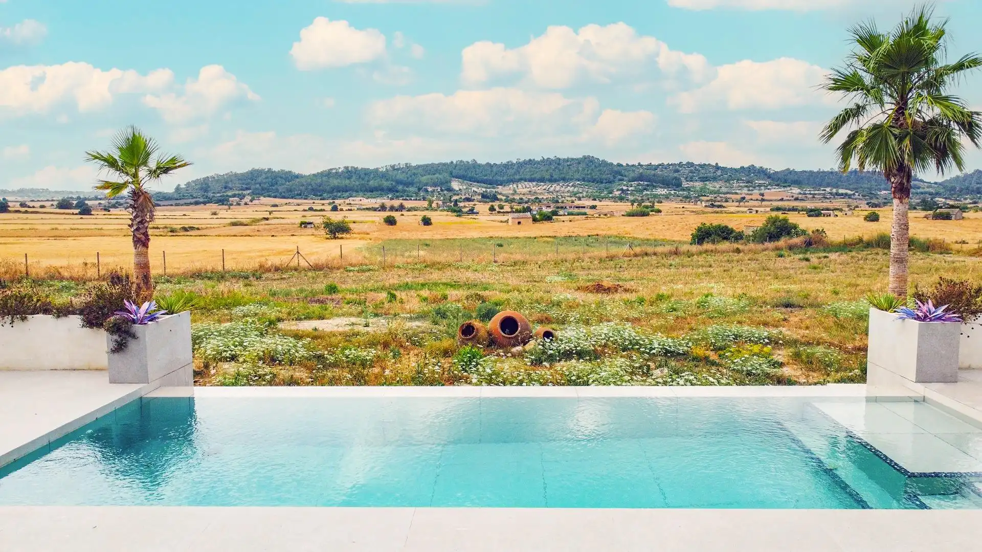 Country house with pool for sale in Sant Joan