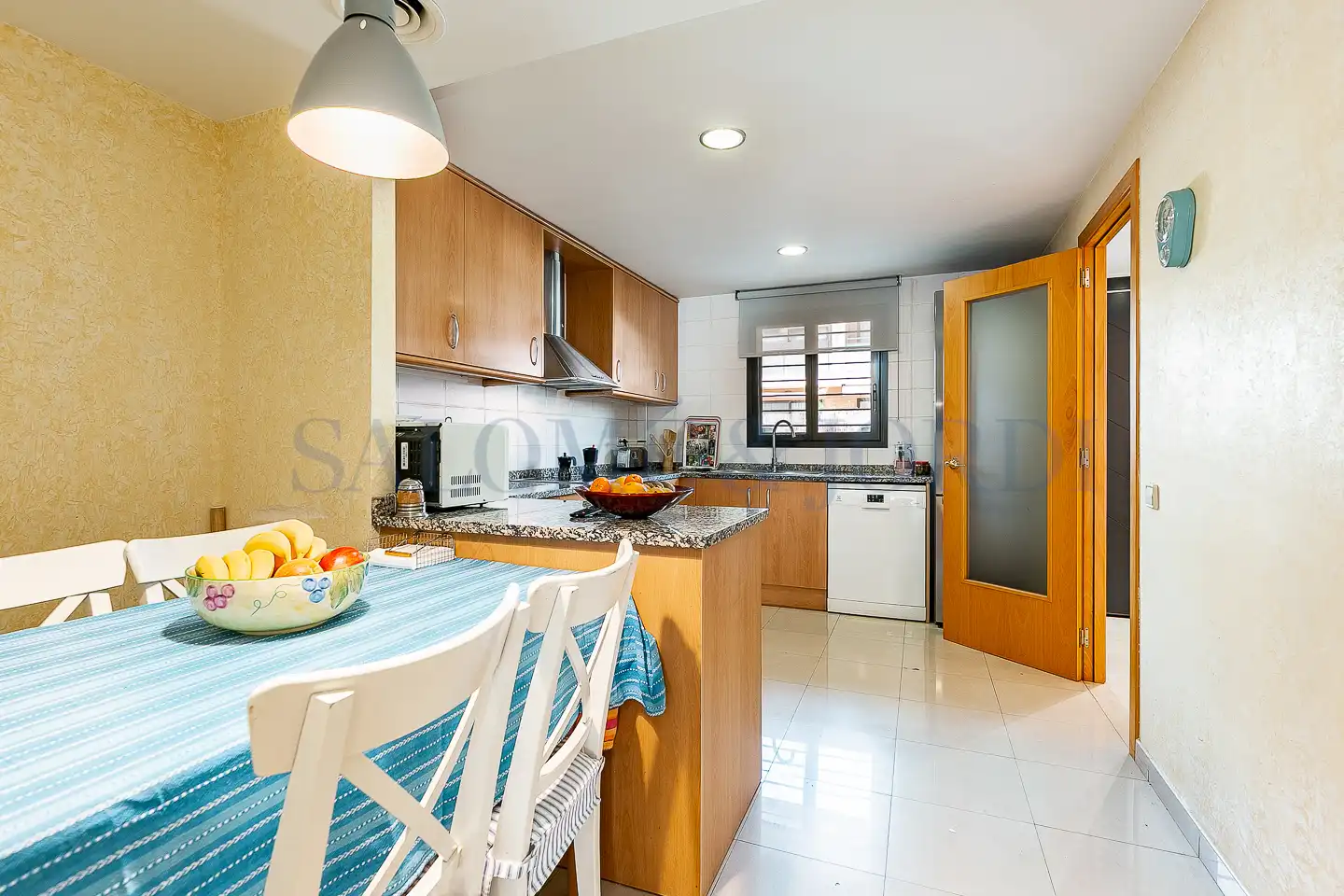 Cocina de Casa adosada en venta en Cabrils con Aire acondicionado, Calefacción y Amueblado