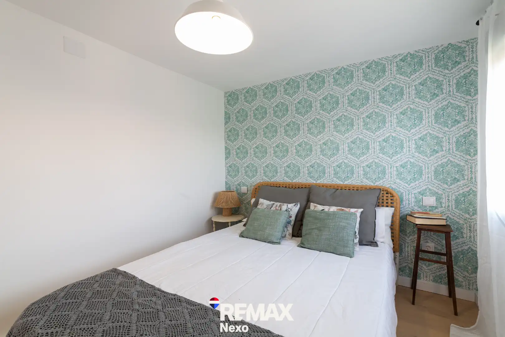 Bedroom of Flat for sale in Palencia  with Air Conditioner, Terrace and Storage room