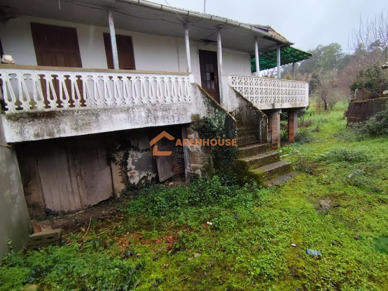Casa amb terrassa en venda a Maside