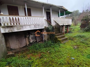 Casa con balcón en venta en Maside