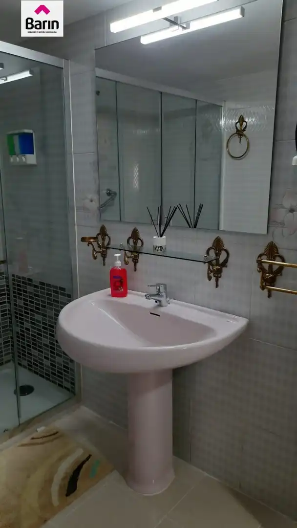 Badezimmer von Wohnung zum Verkauf in Córdoba mit Klimaanlage, Terrasse und Abstellraum