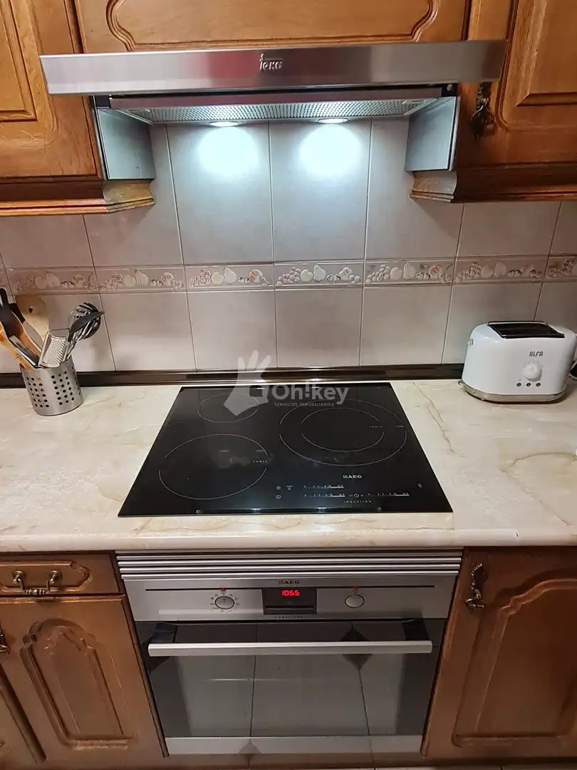 Cuina de Pis en venda en Guadalajara amb Aire condicionat, Calefacció i Terrassa