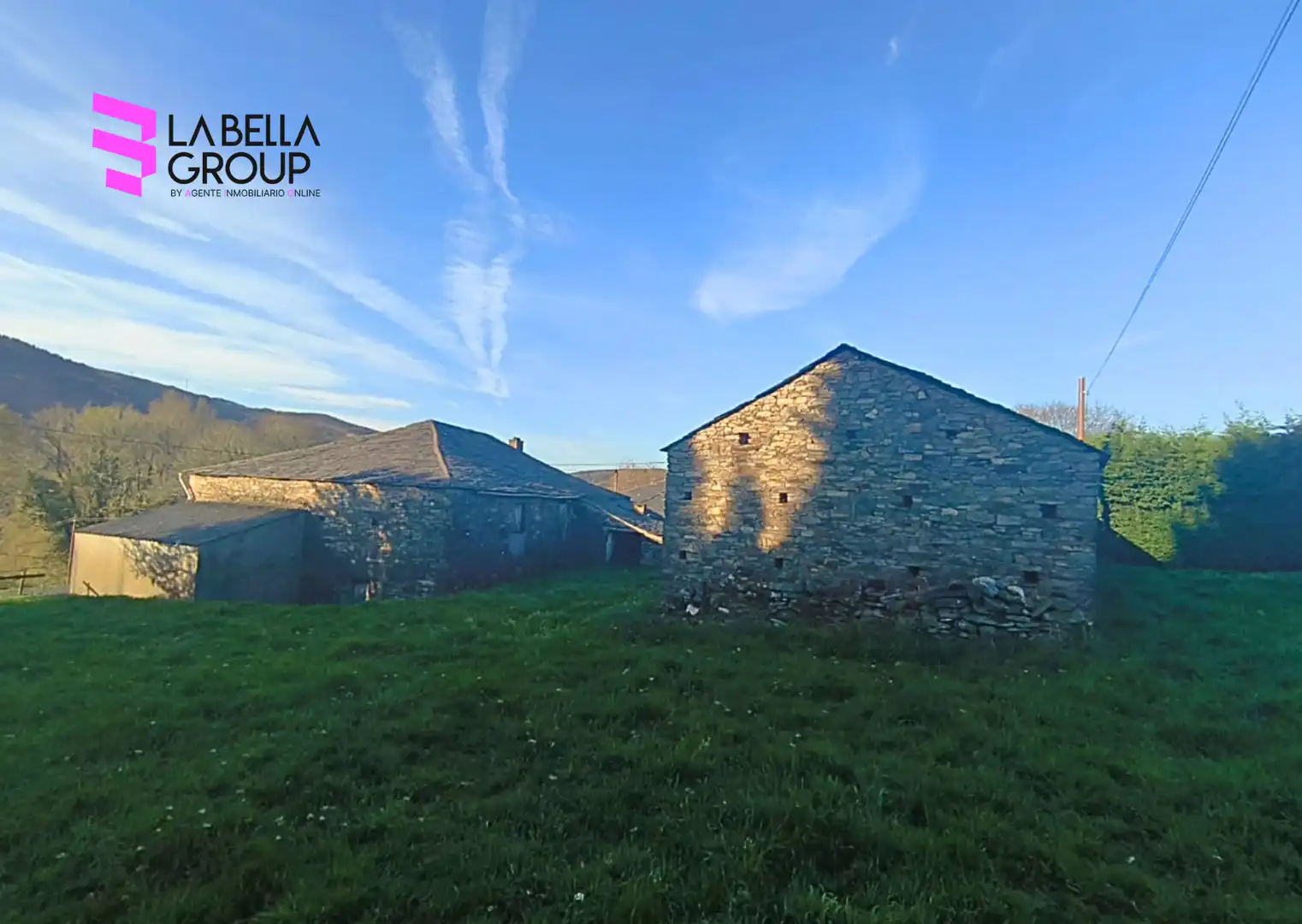 Casa rústica amb jardí en venda a Lugar Aguias, As-Pq Muras, imagen 2