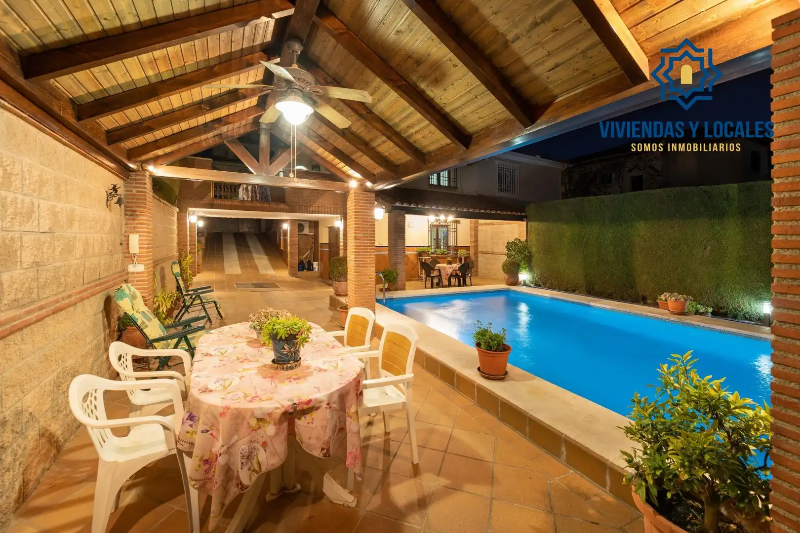 Adosado con piscina en venta en Peligros, imagen 8