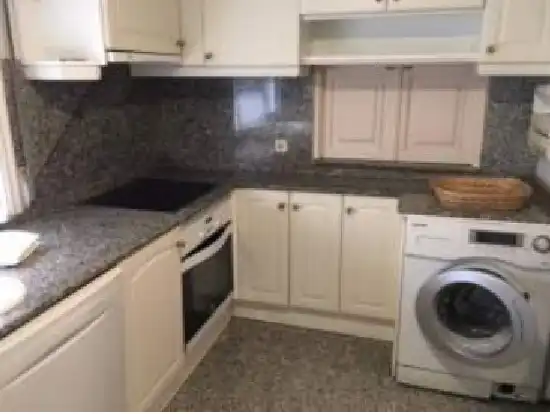 Cuina de Dúplex en venda en Vigo  amb Calefacció, Parquet i Terrassa