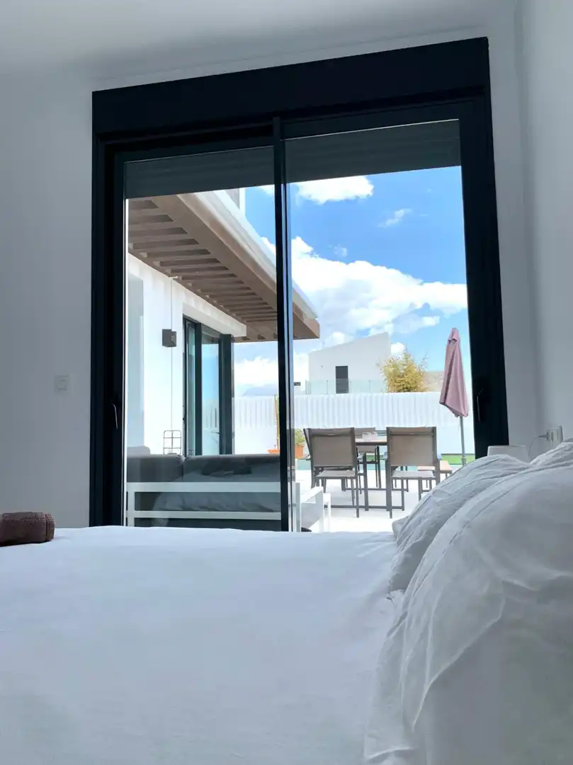 Chalet con piscina en venta en Casco urbano, imagen 16