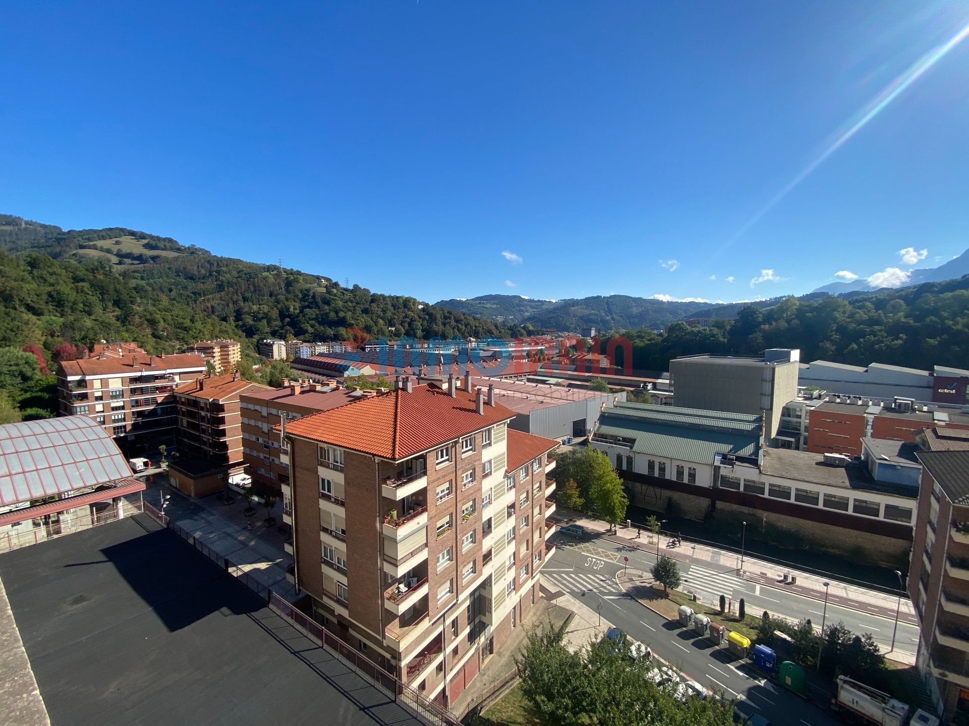 Vista exterior de Pis en venda en Beasain amb Traster i Moblat