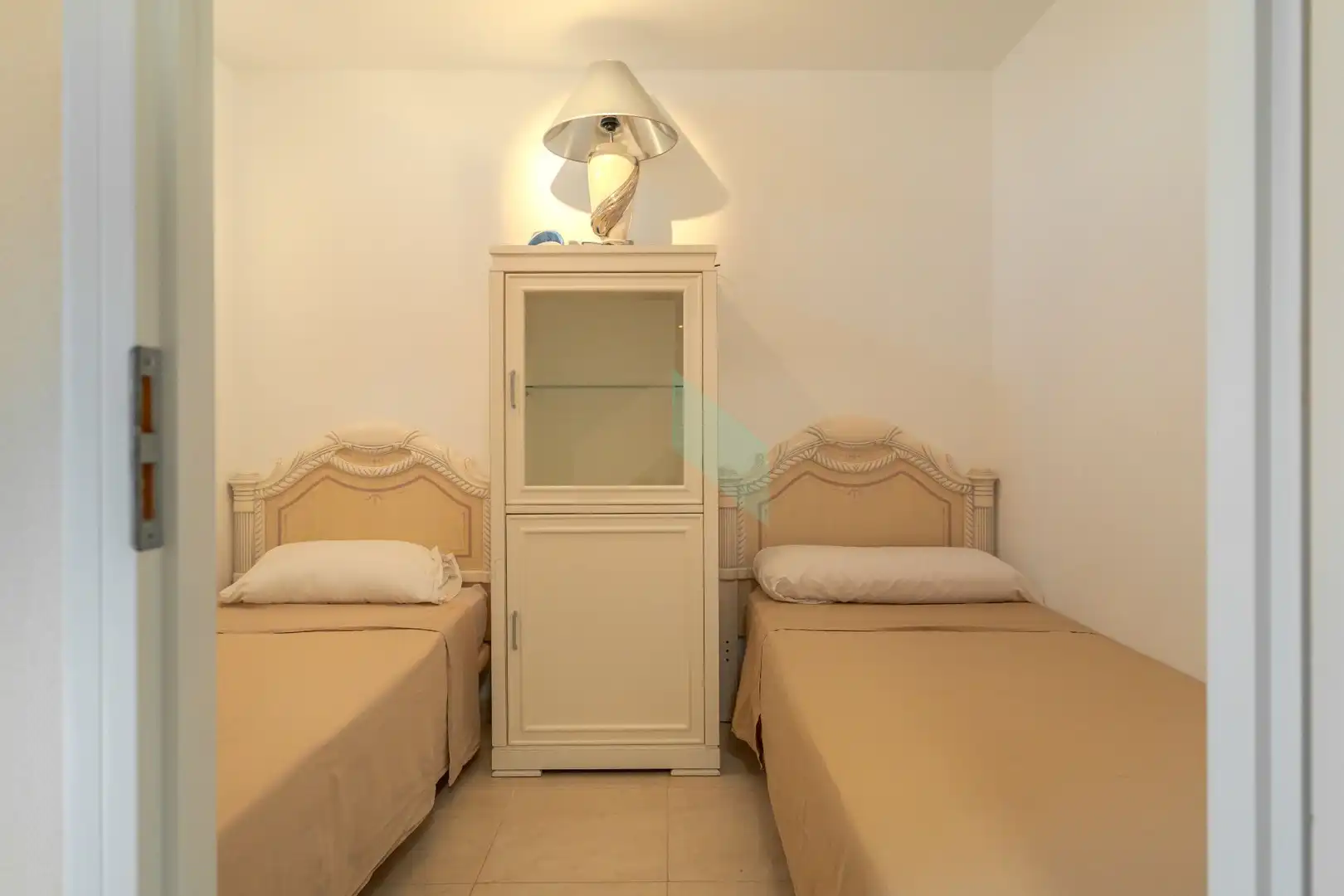 Dormitori de Apartament en venda en Arona amb Aire condicionat, Terrassa i Moblat