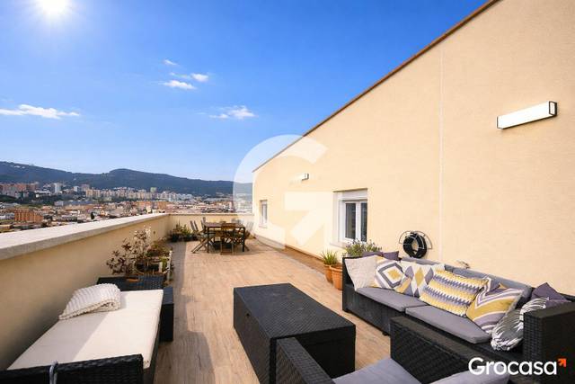 Piso en Venta en El Turó de la Peira