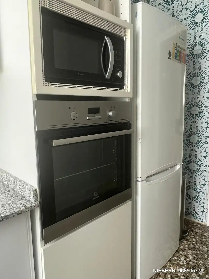 Appartamento con terrazza in affitto a Calle Capitanes Ripoll, imagen 15